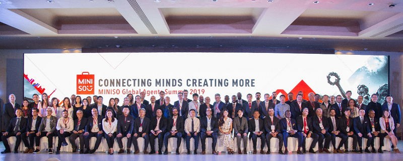 MINISO全球代理商峰會墨西哥舉辦 
現場簽約南美洲五國
